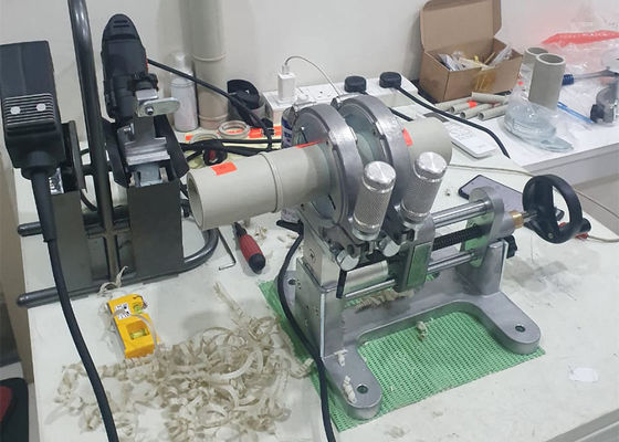 SBT-110 20-110mm PP PE PVDF用の懸垂バック・フュージョン・ウェルディング・マシン