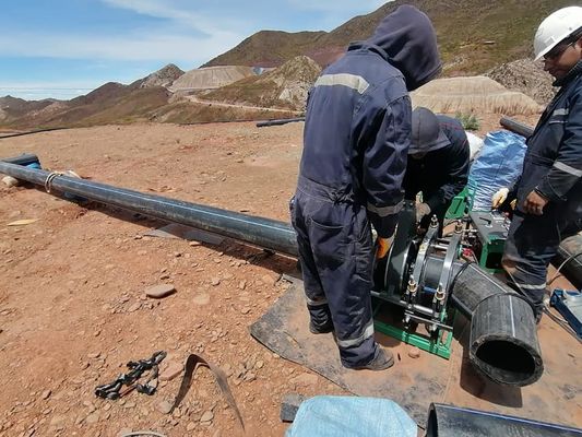 大型のプラスチック管のPe 3.41cbmのバット融接機械