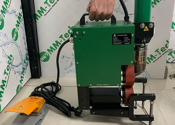 プールのための防水巻かれた材料2.3kwのテーブルのスポット溶接機械に屋根を付けること